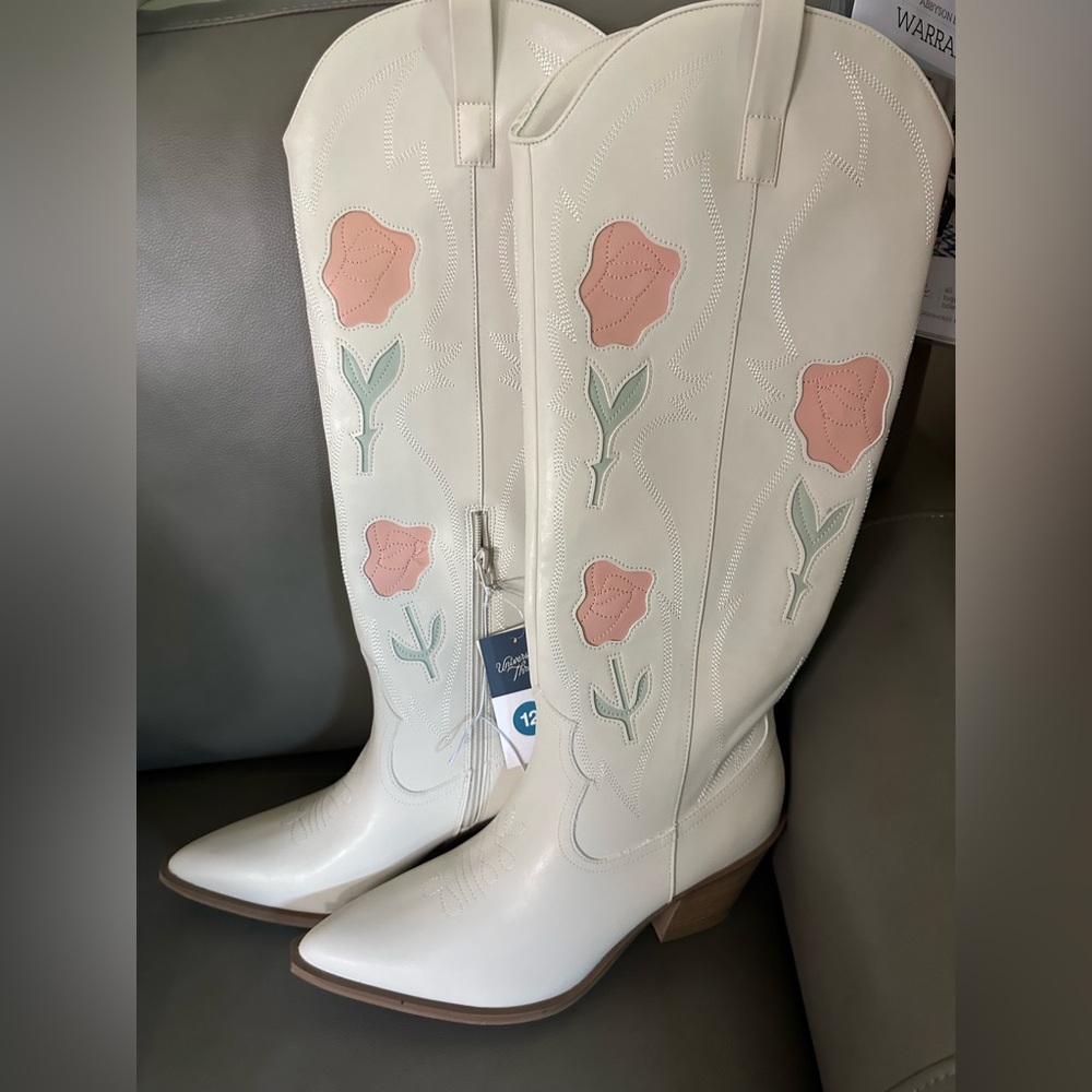 Dixie Bone Floral Western Cowboy Boots
